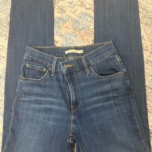 Women’s Levi stretch denim